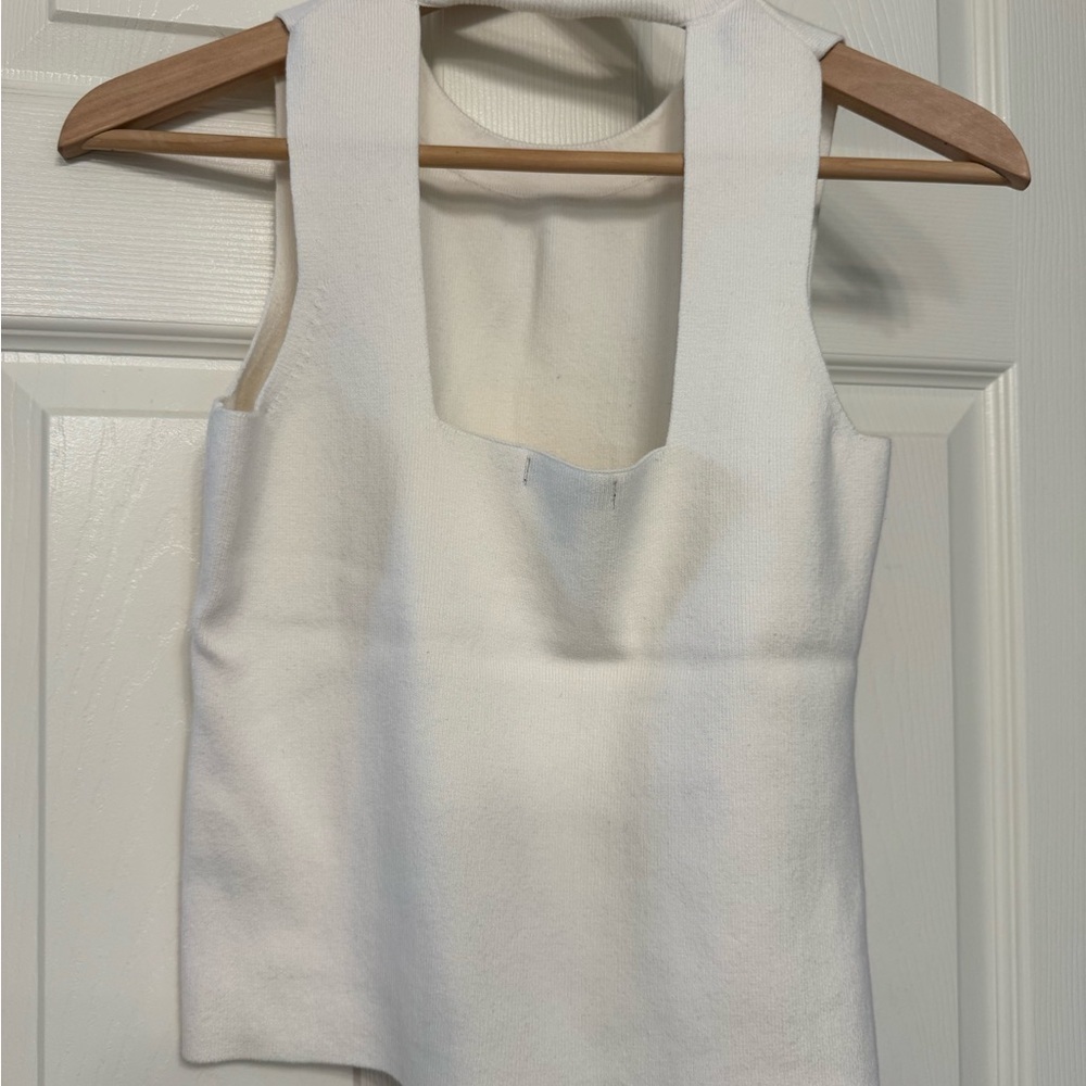 Banana Republic Ivory knit tank Top - Picture 3 of 4
